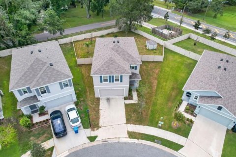 Casa en venta en Tampa, Florida, 4 dormitorios, 216.28 m2 № 1359478 - foto 2