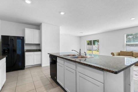Casa en venta en Tampa, Florida, 4 dormitorios, 216.28 m2 № 1359478 - foto 12