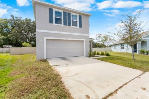 Casa en venta en Tampa, Florida, 4 dormitorios, 216.28 m2 № 1359478 - foto 6