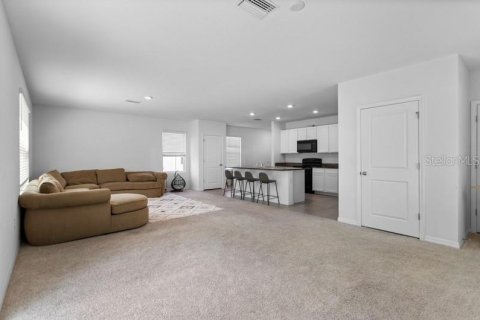 Casa en venta en Tampa, Florida, 4 dormitorios, 216.28 m2 № 1359478 - foto 9
