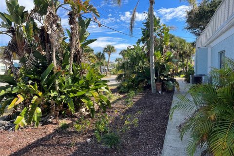 Apartment in New Smyrna Beach, Florida 2 bedrooms, 92.9 sq.m. № 1913008 - photo 15