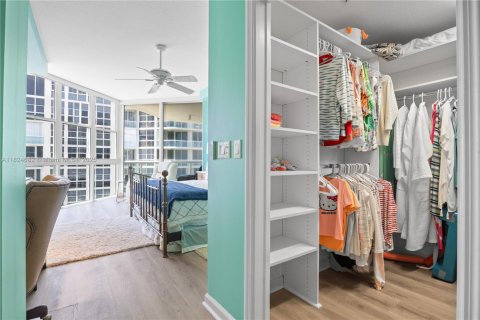 Condominio en venta en Hollywood, Florida, 3 dormitorios, 193.05 m2 № 1790670 - foto 24
