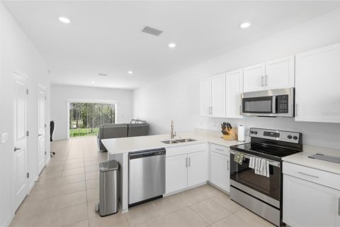 Touwnhouse à louer à Sarasota, Floride: 2 chambres, 111.67 m2 № 2096425 - photo 6