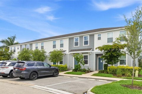 Touwnhouse à louer à Sarasota, Floride: 2 chambres, 111.67 m2 № 2096425 - photo 2