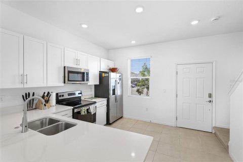 Touwnhouse à louer à Sarasota, Floride: 2 chambres, 111.67 m2 № 2096425 - photo 8