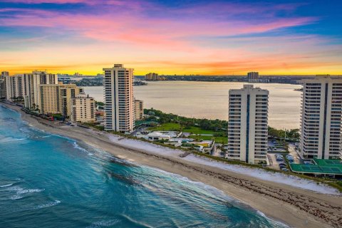 Copropriété à vendre à Riviera Beach, Floride: 2 chambres, 133.31 m2 № 2259965 - photo 11