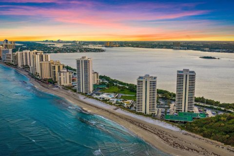 Condo à Riviera Beach, Floride, 2 chambres  № 2259965