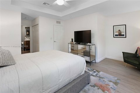 Townhouse in Weston, Florida 2 bedrooms, 128.76 sq.m. № 1834225 - photo 12
