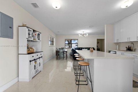 Casa en venta en Homestead, Florida, 3 dormitorios, 117.24 m2 № 1975574 - foto 9