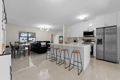 Casa en venta en Homestead, Florida, 3 dormitorios, 117.24 m2 № 1975574 - foto 8