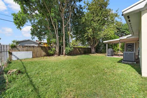 Casa en venta en Homestead, Florida, 3 dormitorios, 117.24 m2 № 1975574 - foto 5