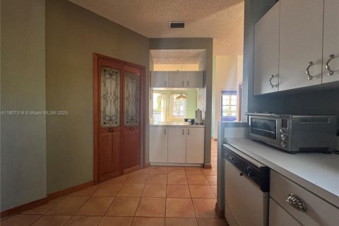 Купить кондоминиум в Майами-Лейкс, Флорида 2 спальни, 88.26м2, № 1745636 - фото 22