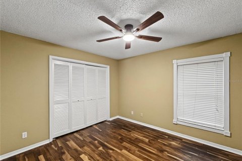 Villa ou maison à louer à Valrico, Floride: 3 chambres, 211.82 m2 № 2380893 - photo 9