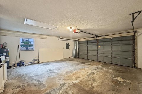 Villa ou maison à louer à Valrico, Floride: 3 chambres, 211.82 m2 № 2380893 - photo 13