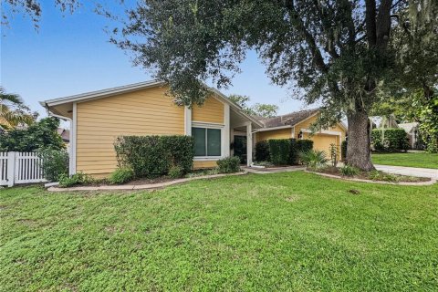 Villa ou maison à louer à Valrico, Floride: 3 chambres, 211.82 m2 № 2380893 - photo 20