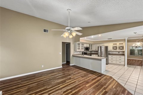 Villa ou maison à louer à Valrico, Floride: 3 chambres, 211.82 m2 № 2380893 - photo 6