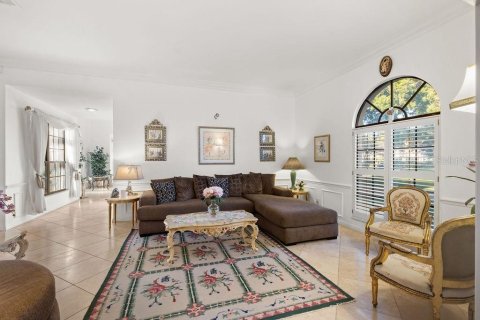 House in Windermere, Florida 5 bedrooms, 438.13 sq.m. № 2197448 - photo 15