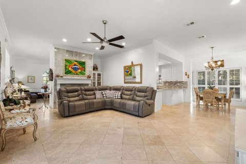 House in Windermere, Florida 5 bedrooms, 438.13 sq.m. № 2197448 - photo 12