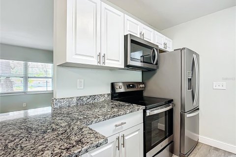 Casa en venta en Inverness, Florida, 3 dormitorios, 158.58 m2 № 1734432 - foto 10