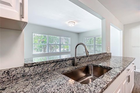 Casa en venta en Inverness, Florida, 3 dormitorios, 158.58 m2 № 1734432 - foto 12