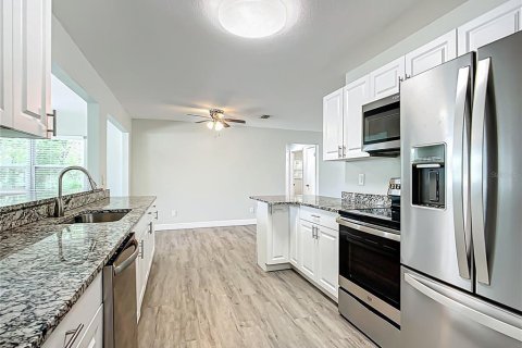 Casa en venta en Inverness, Florida, 3 dormitorios, 158.58 m2 № 1734432 - foto 11