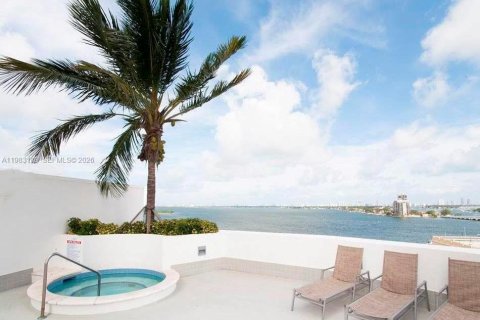 Купить кондоминиум в Майами, Флорида 1 комната, 37.25м2, № 2049991 - фото 5