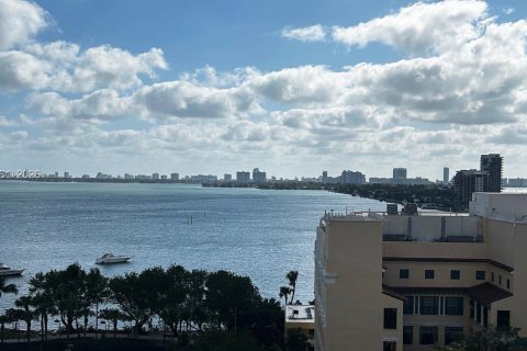 Студия в кондо в Майами, Флорида № 2049991