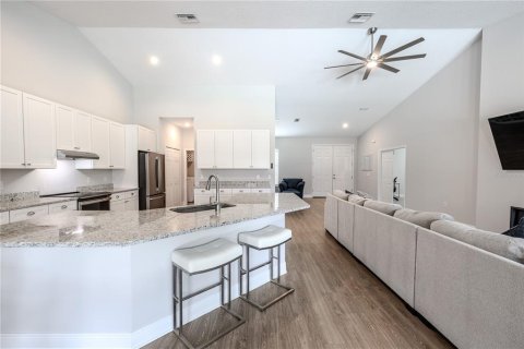 Casa en venta en Thonotosassa, Florida, 4 dormitorios, 282.61 m2 № 1884338 - foto 19