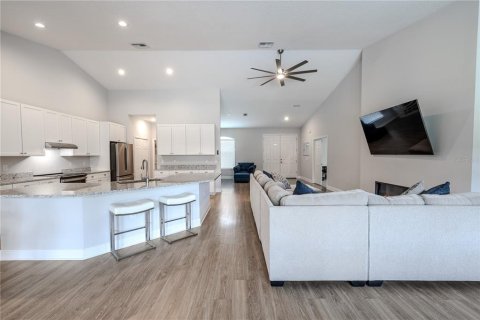 Casa en venta en Thonotosassa, Florida, 4 dormitorios, 282.61 m2 № 1884338 - foto 24
