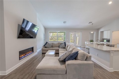 Casa en venta en Thonotosassa, Florida, 4 dormitorios, 282.61 m2 № 1884338 - foto 9