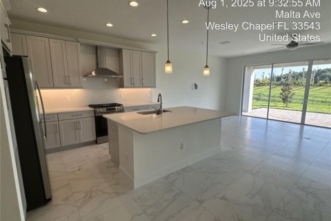 House in Wesley Chapel, Florida 2 bedrooms, 169.73 sq.m. № 1690683 - photo 20