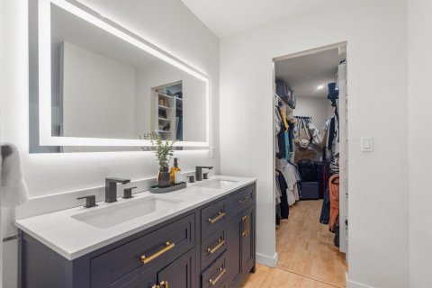 Copropriété à louer à Lauderhill, Floride: 2 chambres, 122.07 m2 № 2263178 - photo 12