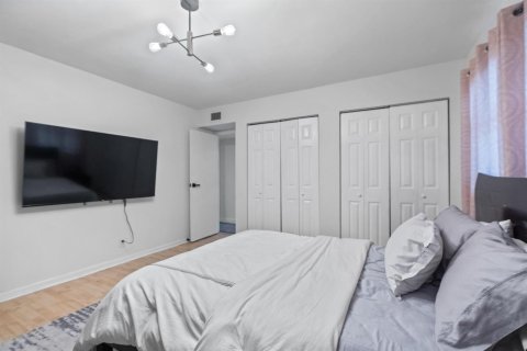 Copropriété à louer à Lauderhill, Floride: 2 chambres, 122.07 m2 № 2263178 - photo 16