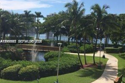 Copropriété à vendre à Aventura, Floride: 1 chambre, 99.03 m2 № 2170880 - photo 11