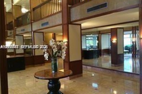 Copropriété à vendre à Aventura, Floride: 1 chambre, 99.03 m2 № 2170880 - photo 9