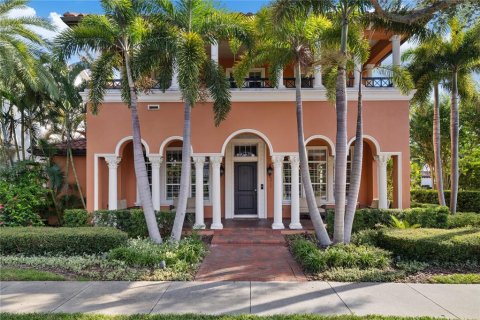 Villa ou maison à Tampa, Floride 4 chambres, 472.22 m2 № 2404905