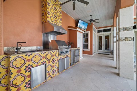Villa ou maison à vendre à Tampa, Floride: 4 chambres, 472.22 m2 № 2404905 - photo 20