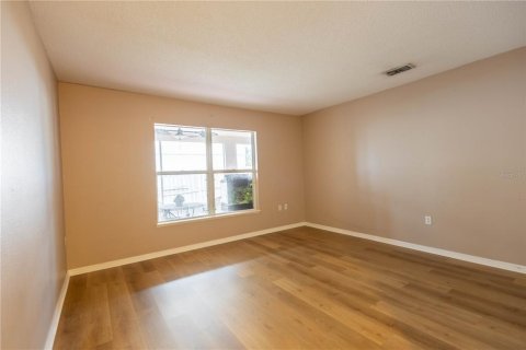 House in Winter Haven, Florida 4 bedrooms, 259.94 sq.m. № 1876125 - photo 6