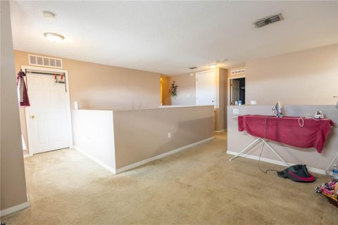 House in Winter Haven, Florida 4 bedrooms, 259.94 sq.m. № 1876125 - photo 11