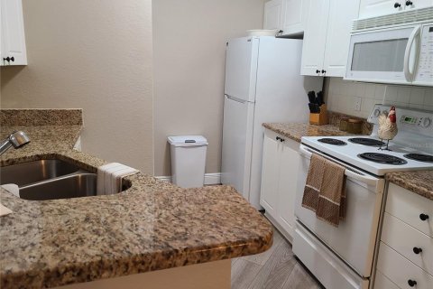 Condominio en alquiler en Sarasota, Florida, 2 dormitorios, 119.75 m2 № 1576351 - foto 5
