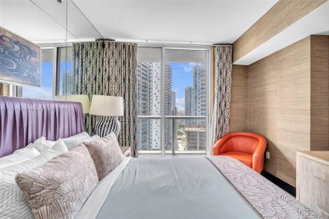 Condo in Miami, Florida, 2 bedrooms  № 1863216 - photo 14