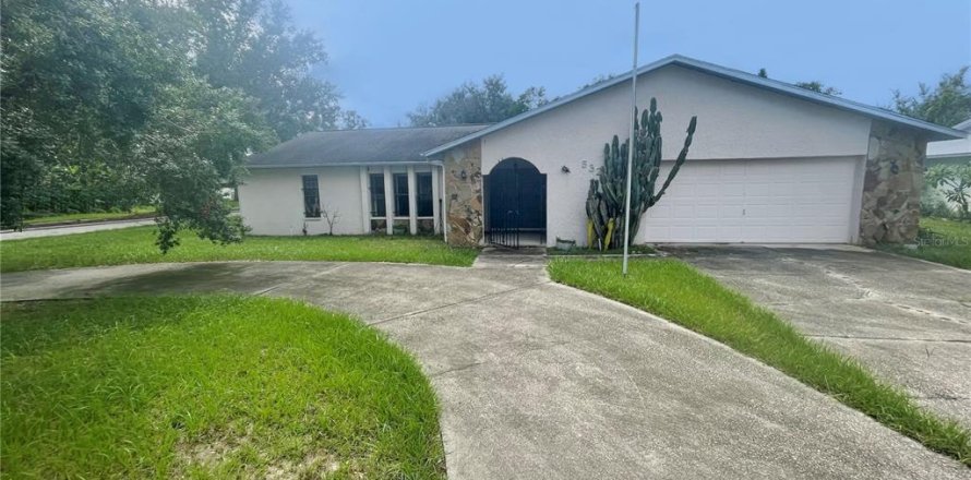 Casa en Lakeland, Florida 3 dormitorios, 202.43 m2 № 1899732