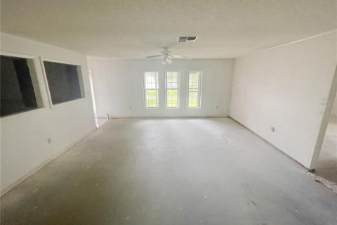 Casa en venta en Lakeland, Florida, 3 dormitorios, 202.43 m2 № 1899732 - foto 3