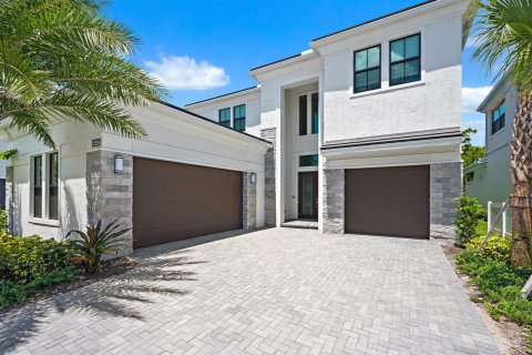 Casa en Palm Beach Gardens, Florida 5 dormitorios, 480.03 m2 № 2177573