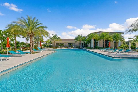 House in Palm Beach Gardens, Florida 5 bedrooms, 480.03 sq.m. № 2177573 - photo 29