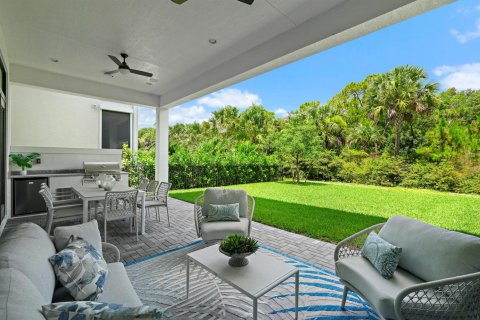 House in Palm Beach Gardens, Florida 5 bedrooms, 480.03 sq.m. № 2177573 - photo 23