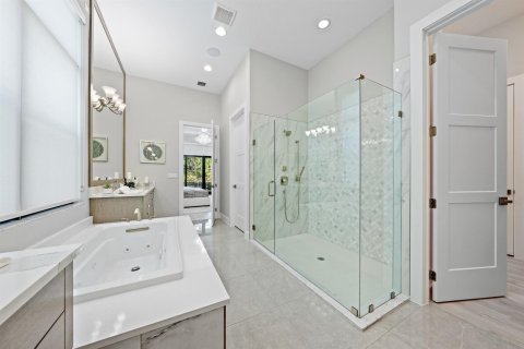 House in Palm Beach Gardens, Florida 5 bedrooms, 480.03 sq.m. № 2177573 - photo 16