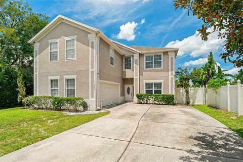 House in Longwood, Florida 6 bedrooms, 322.74 sq.m. № 1876694 - photo 1
