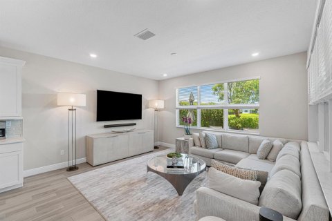 House in Deerfield Beach, Florida 3 bedrooms, 195.84 sq.m. № 2245207 - photo 20