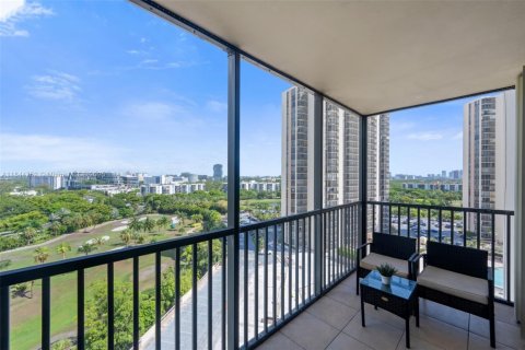 Купить кондоминиум в Авентура, Флорида 2 спальни, 105.72м2, № 1841135 - фото 19